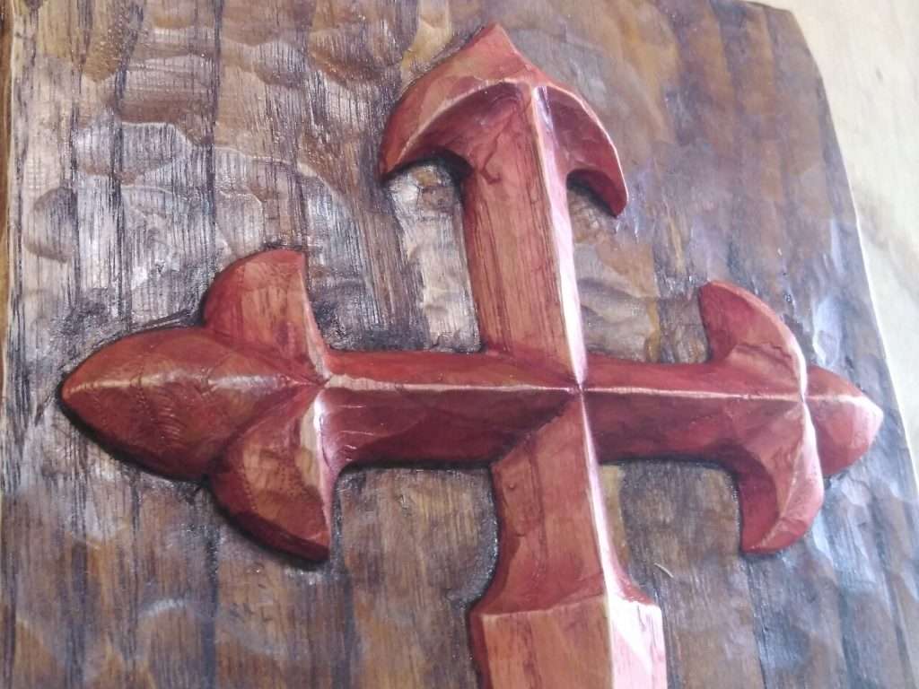 cruz de Santiago tallada
