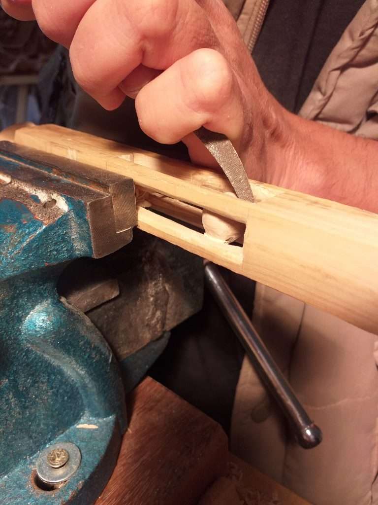 Realización de esfera en madera de boj

